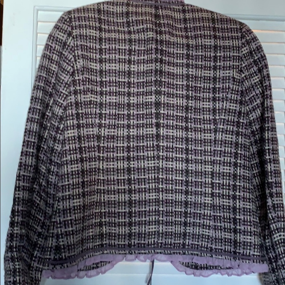 Gorgeous jacket - Picture 2 of 5